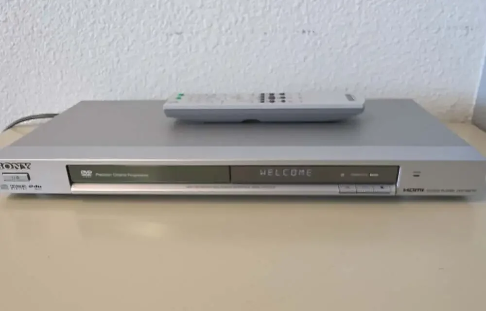 Sony DVP-NS71H DVD/CD Player HDMI 1080p upscalingbwith Remote Tested See Notes!